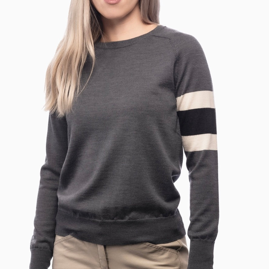 TKEQ Armband Sweater